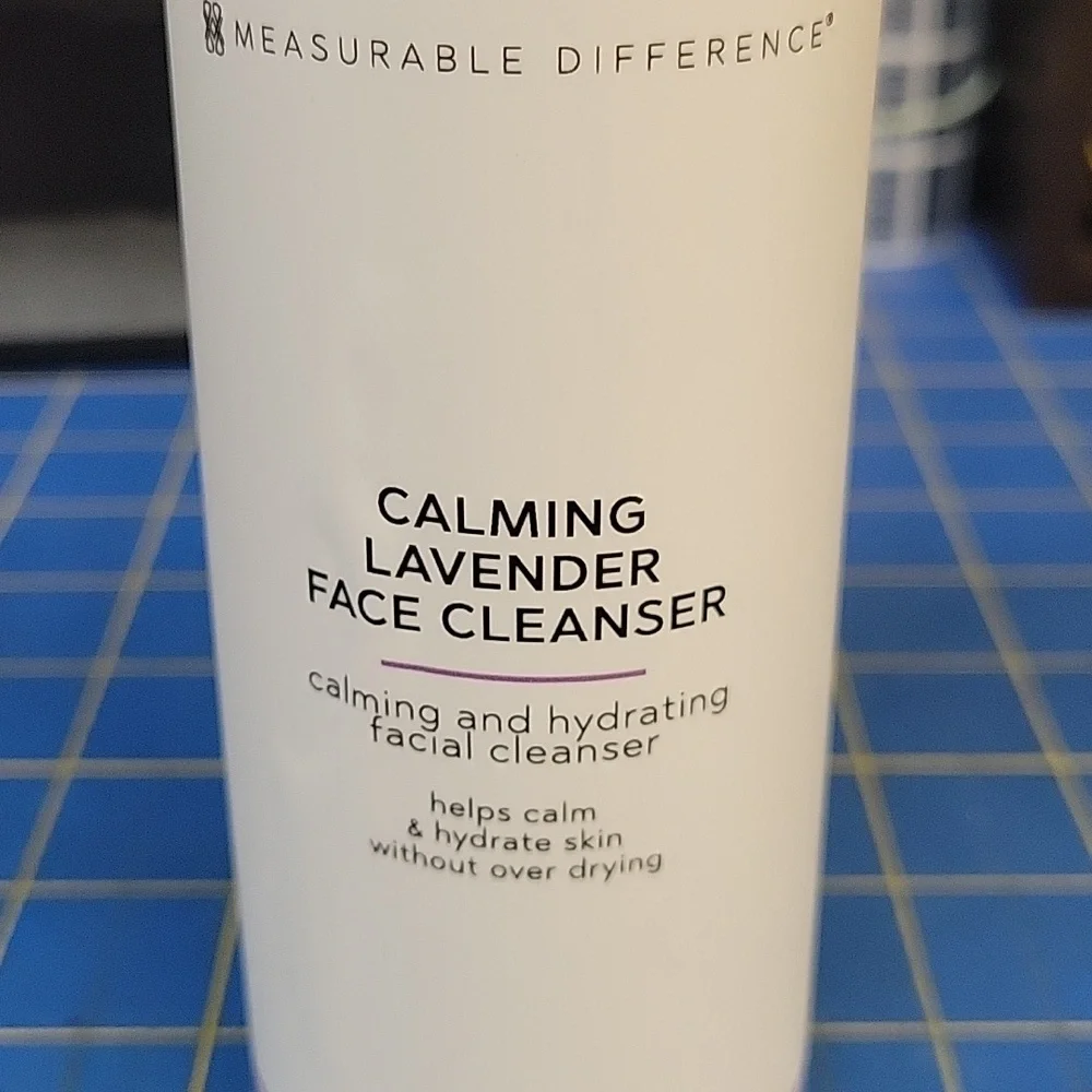 Measurable Difference Calming Lavender Face Cleanser 236 ml New Bottle